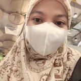 Maya - Guru bahasa arab - Palembang