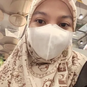 Maya - Guru bahasa arab - Palembang
