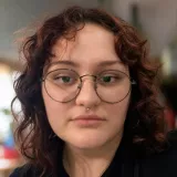 Camila - Professor de História (Ensino Superior) - Santa Maria