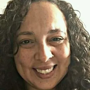 Daniela - Professor de Filosofia - Cidade Ocian