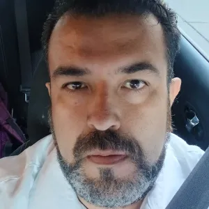 Cortesaboytes - profesor de economía - León de los Aldama