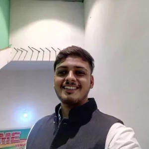 Aksay - Physics tutor - Kochi