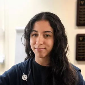 Dounia - Maths tutor - Nashville