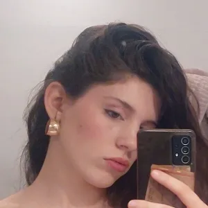 Julia - Hungarian teacher - New York