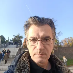 Vladimir - nastavnik za upis u poslovnu školu - Београд