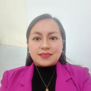 Esmeralda - profesor de química - Santa Isabel Ixtapan