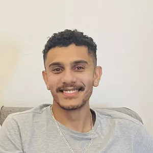 Luke Dominic - English tutor - Kariega