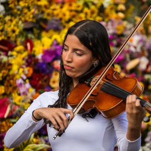 Marcela - Profe de violín - Envigado