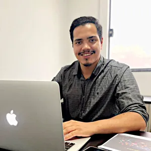 Leandro - Prof de análise financeira - Limeira