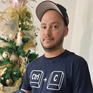Luis - Profe de bases de datos - Panamá