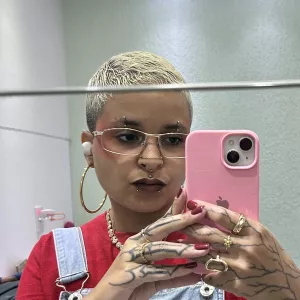 Ana Paula - Prof de inglês - Industrial