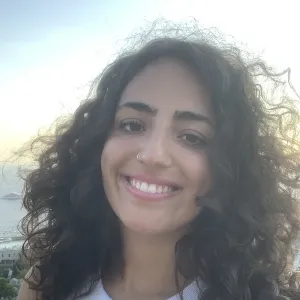 Giulia - Insegnante di aiuto compiti - Napoli