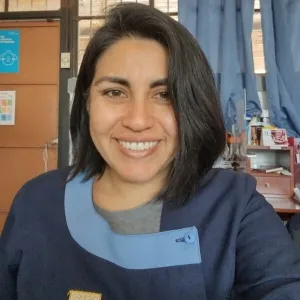Carolina - Profesor de historia - Santiago