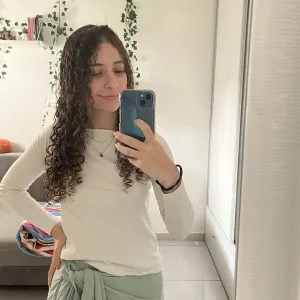 ליהי - מורה לעזרה בשיעורי בית - מעלה אדומים