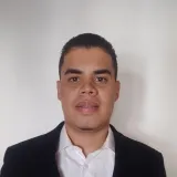 Mateo - Profesor de finanzas - Medellín
