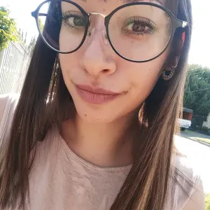 Camila Maricel - profesor de matemáticas - Longchamps