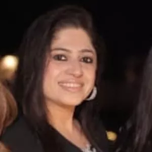 Armeen - English tutor - Indore