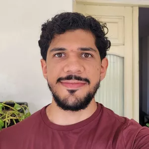 Lucas - Professor de Matemática - Apipucos