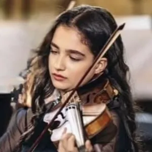 Yasemin - Profesor de vioară - Arad