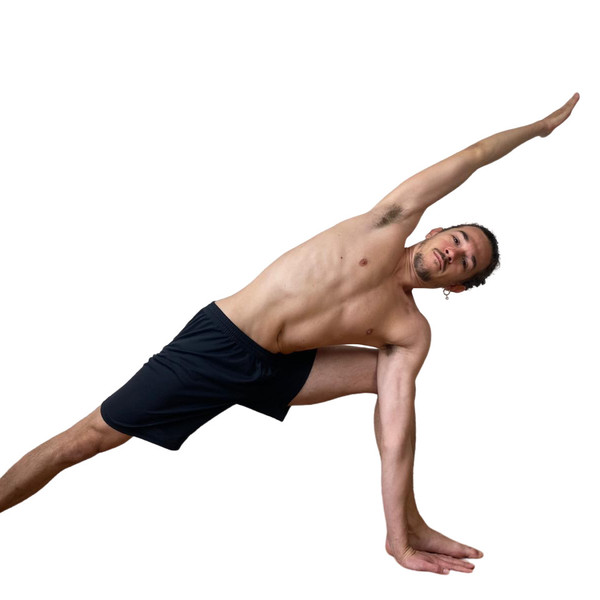 Enseignant de yoga propose des cours pour débuter ou approfondir sa pratique