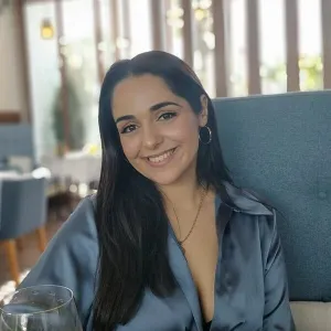 Joana - Prof de português - Braga