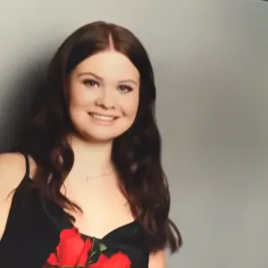Zenna - English tutor - White Rock
