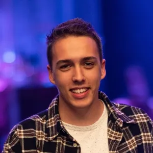 Kristóf - matek magántanár - Százhalombatta