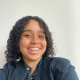 Rayane - Professor de português para estrangeiros - Araguaína