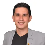 Nelson Alexander - prof de Marketing - Medellín