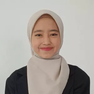 Uswatun - Guru mengaji - Bandung