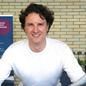 Maximilian - Lehrkraft für Wirtschaft - Stuttgart