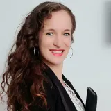 Flavia - French tutor - London
