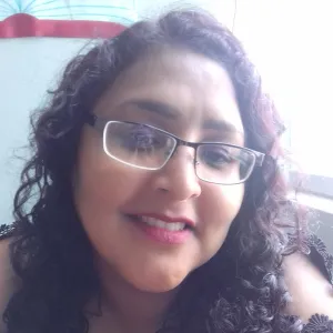 Caroly celina - profesor de español para extranjeros - Ventanilla