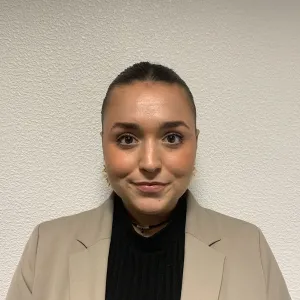 Charlotte - Prof de français - Nice