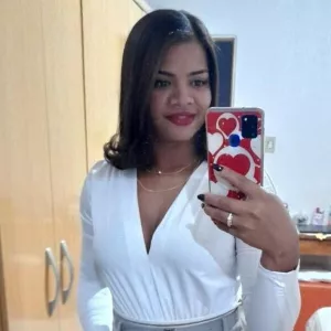 Sara - Professor de português para estrangeiros - João Dourado