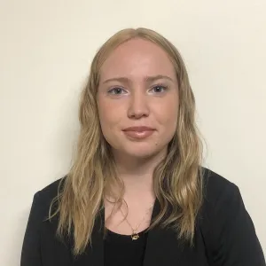Chloe - Prof de marketing - Talensac