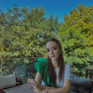 Iustina - Profesor de biologie - Iași