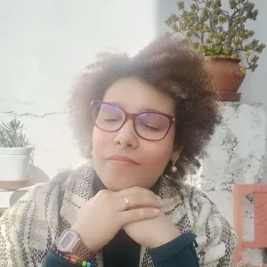 Romina - Prof de desenvolvimento pessoal - Setúbal