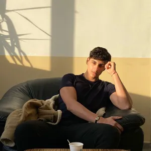 Emirhan - İngilizce öğretmeni - 
