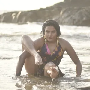 Tania - Yoga flow Instructor - San Diego