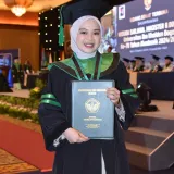 Nadya - Guru mengaji - 