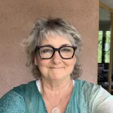 Karen - Prof d'anglais - Saint-Antonin-Noble-Val