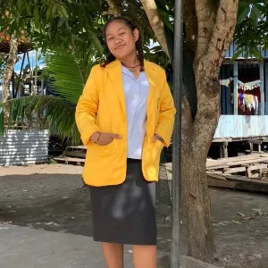 Lenora - Guru matematika - Jayapura