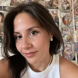 Ilaria - Insegnante di aiuto compiti - Portici