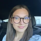 Chloé - Prof de compréhension écrite - anglais - Libramont-Chevigny