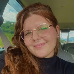 Milena - Professor de química - Trindade