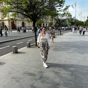 Maria - Profesor de psihologie - București