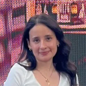 Daniela - profesor de finanzas - Bogotá