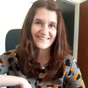 Jesica - Profesor economía - Paraná