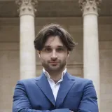 Edgar - professeur de law - Paris 10e